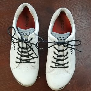 Ecco Biom golf shoe